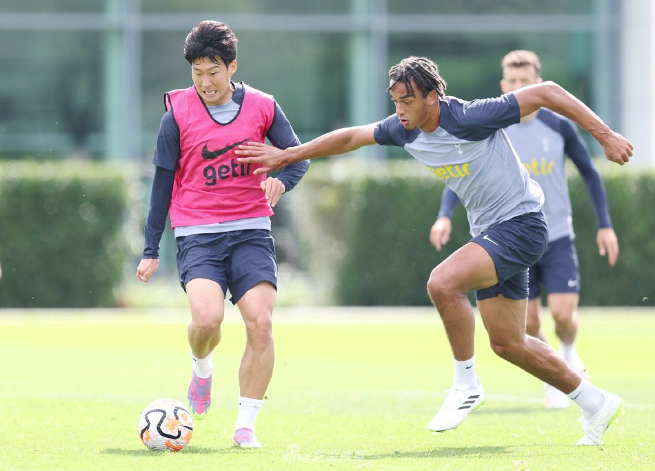 使得郑怡静 使得郑怡静